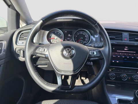 Volkswagen Golf Advance 1.0 TSI 85kW (115CV)