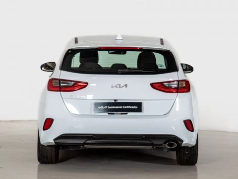 Kia Ceed 1.0 T-GDi 88kW (120CV) Drive Kia Ceed 1.0 T-GDi 88kW (120CV) Drive