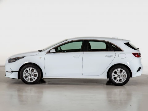 Kia Ceed 1.0 T-GDi 88kW (120CV) Drive Kia Ceed 1.0 T-GDi 88kW (120CV) Drive