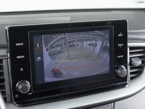 Kia Ceed 1.0 T-GDi 88kW (120CV) Drive Kia Ceed 1.0 T-GDi 88kW (120CV) Drive