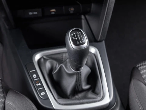 Kia Ceed 1.0 T-GDi 88kW (120CV) Drive Kia Ceed 1.0 T-GDi 88kW (120CV) Drive