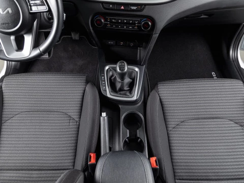 Kia Ceed 1.0 T-GDi 88kW (120CV) Drive Kia Ceed 1.0 T-GDi 88kW (120CV) Drive