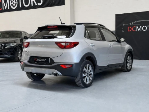 Kia Stonic 1.2 DPi 62kW (84CV) Concept
