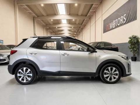 Kia Stonic 1.2 DPi 62kW (84CV) Concept