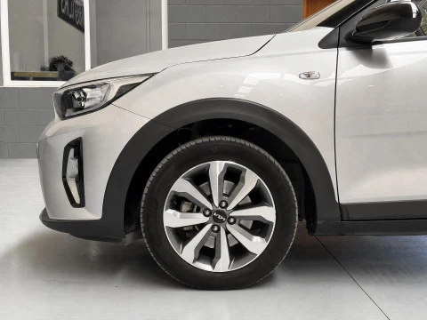Kia Stonic 1.2 DPi 62kW (84CV) Concept