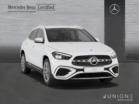 Mercedes-Benz GLA  200 d