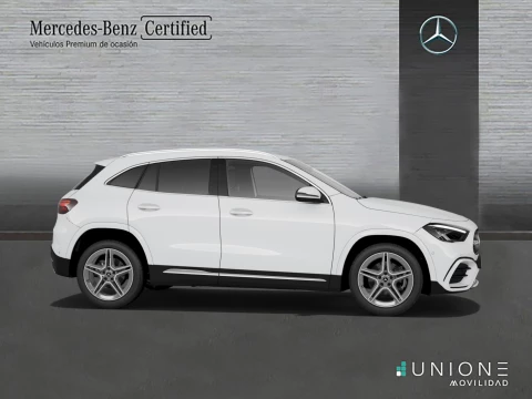Mercedes-Benz GLA  200 d