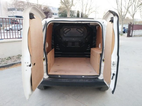 Fiat Fiorino Cargo SX N1 1.3 MJet 70 kW (95 CV)