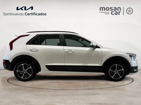Kia Niro 1.6 GDi HEV 95kW (129CV) Drive
