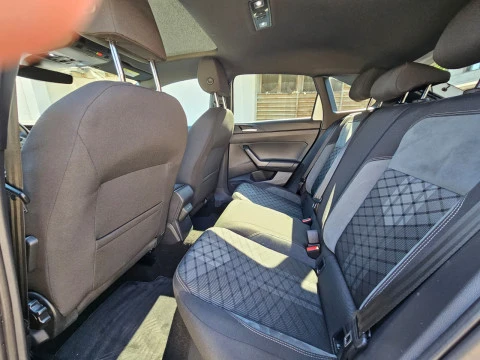 Volkswagen Taigo R-LINE 1.0 TSI 110CV DSG 5P