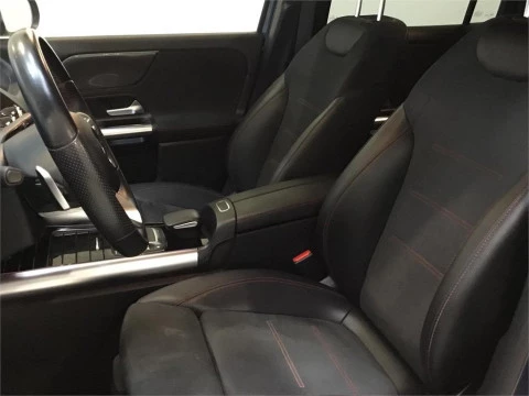 Mercedes-Benz GLA 200 D