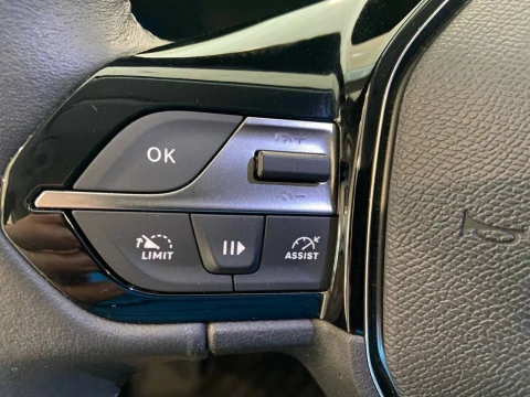 Peugeot 308 5P Active Pack BlueHDi 130 S&S EAT8