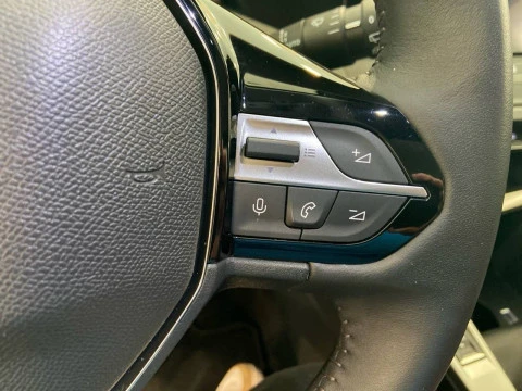 Peugeot 308 5P Active Pack BlueHDi 130 S&S EAT8