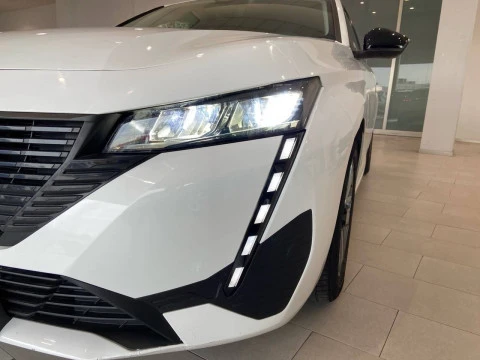 Peugeot 308 5P Active Pack BlueHDi 130 S&S EAT8