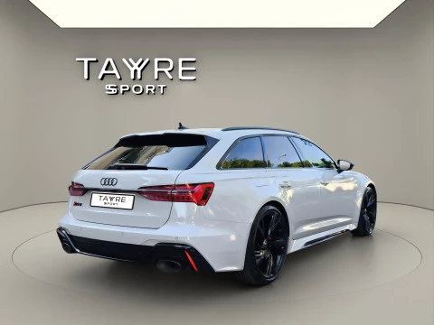 Audi A6 RS 6 Avant TFSI quattro