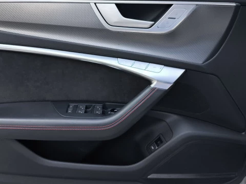Audi A6 RS 6 Avant TFSI quattro
