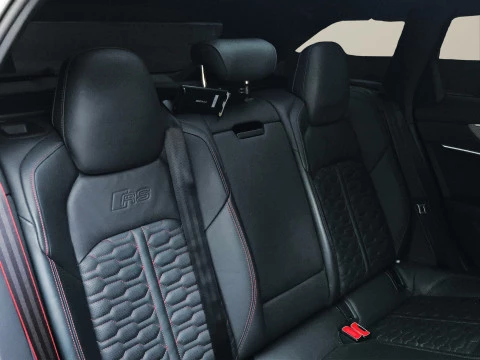 Audi A6 RS 6 Avant TFSI quattro