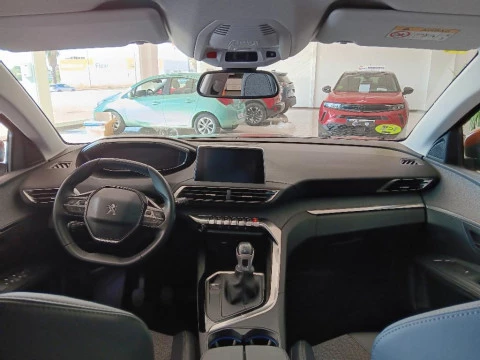 Peugeot 3008 1.2 PURETECH 130 ALLURE S&S 5P