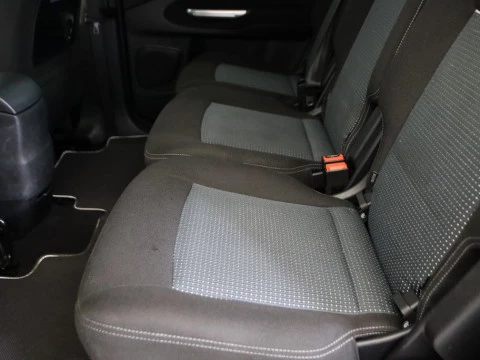 Ford S-MAX 2.0 TDCI 140 TREND DPF 5P