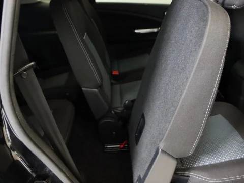 Ford S-MAX 2.0 TDCI 140 TREND DPF 5P