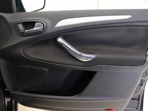 Ford S-MAX 2.0 TDCI 140 TREND DPF 5P