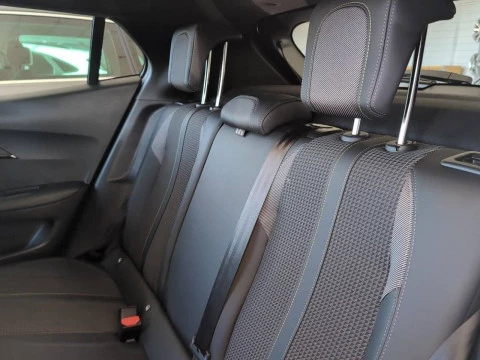 Peugeot 2008 GT BlueHDI 130 S&S EAT8