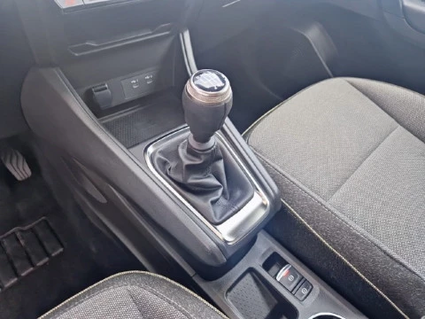 Renault Captur techno Eco-G 100cv (74 kW)