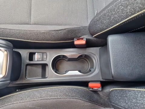 Renault Captur techno Eco-G 100cv (74 kW)