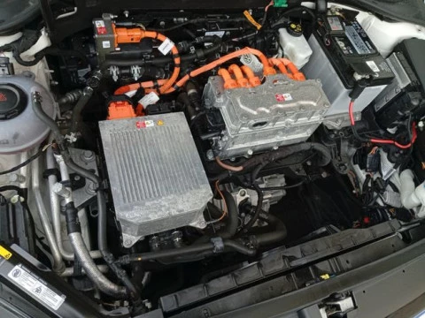 Volkswagen Golf e-Golf ePower 100 kW (136CV)