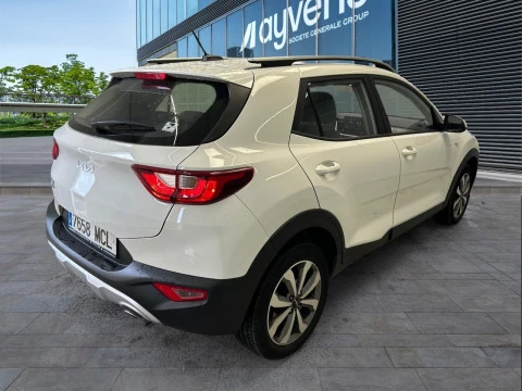 Kia Stonic 1.0 T-GDi 74kW (100CV) MHEV iMT Concept