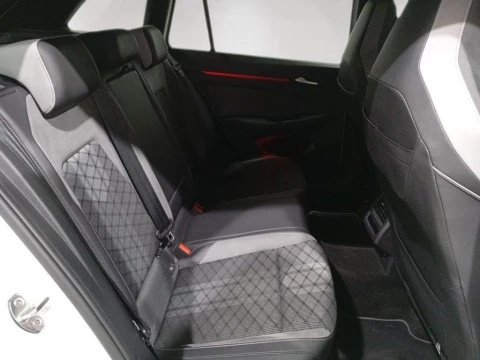 Volkswagen Golf R-Line 2.0 TDI 110 kW (150 CV) DSG