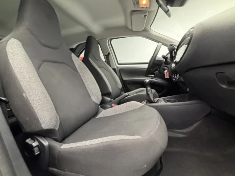 Toyota Aygo X Cross 1.0 VVT-I 72CV Play