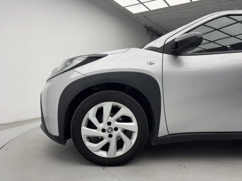 Toyota Aygo X Cross 1.0 VVT-I 72CV Play