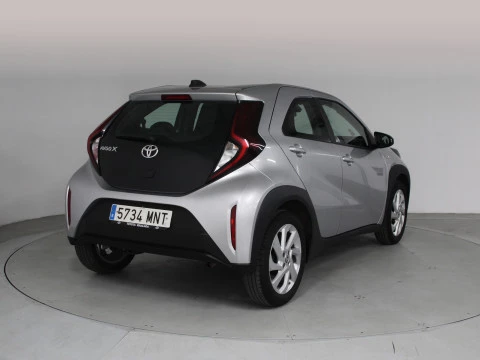 Toyota Aygo X Cross 1.0 VVT-I 72CV Play