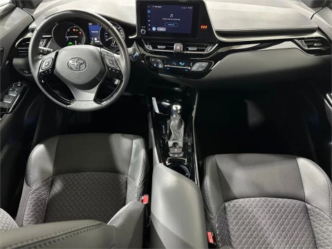 Toyota C-HR 5P Advance 125H e-CVT