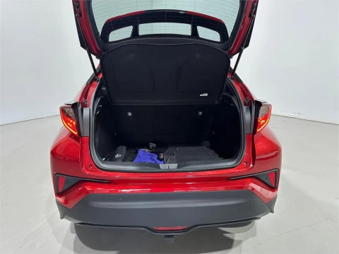 Toyota C-HR 5P Advance 125H e-CVT