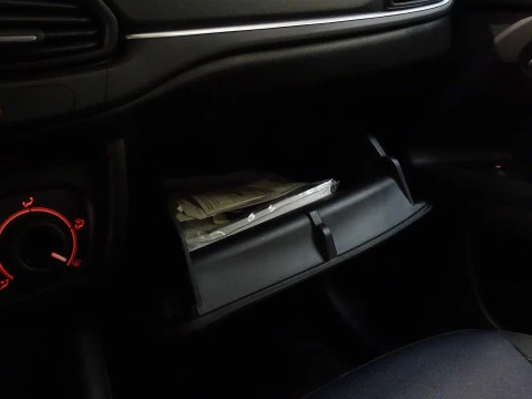 Fiat Tipo SW 1.4 T-Jet 88kW (120CV) Mirror