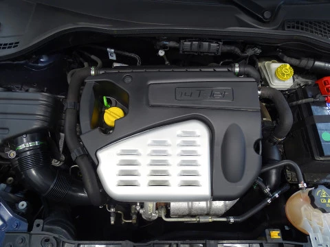 Fiat Tipo SW 1.4 T-Jet 88kW (120CV) Mirror