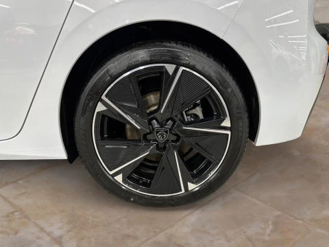 Peugeot e-308 5P First Edition Eléctrico 115kW (156CV)
