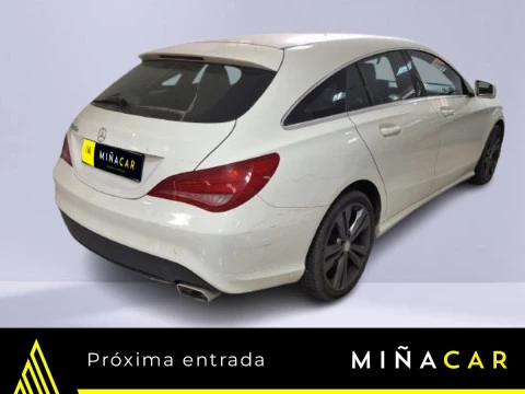 Mercedes-Benz Clase CLA CLA 220 d 4MATIC Shooting Brake