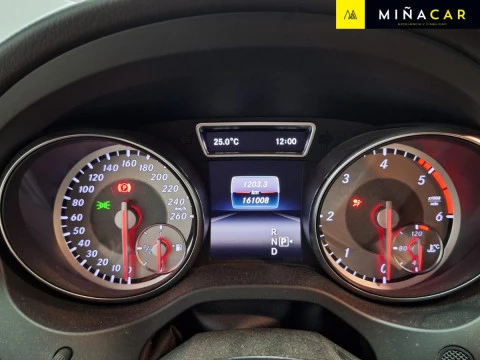 Mercedes-Benz Clase CLA CLA 220 d 4MATIC Shooting Brake
