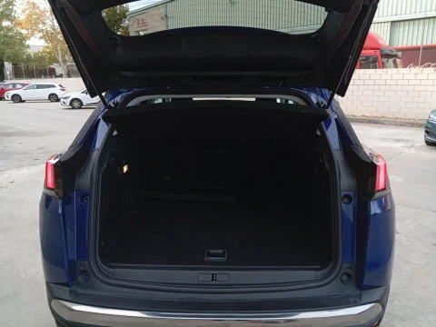 Peugeot 3008 Hybrid 225 e-EAT8 Allure