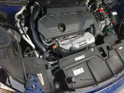 Peugeot 3008 Hybrid 225 e-EAT8 Allure