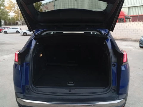 Peugeot 3008 Hybrid 225 e-EAT8 Allure