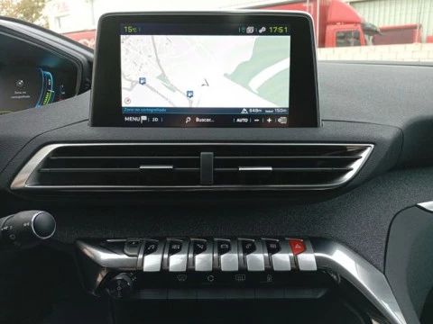 Peugeot 3008 Hybrid 225 e-EAT8 Allure