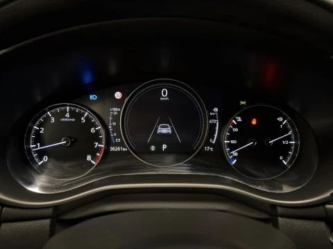 Mazda 3 2.0 Skyactiv-X Zenith Safety Black AT 1 kW (181 CV)