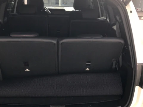 Mercedes-Benz GLB  200 d