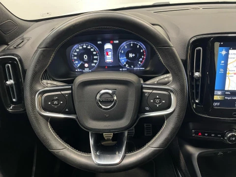 Volvo XC40 1.5 T2 R-DESING