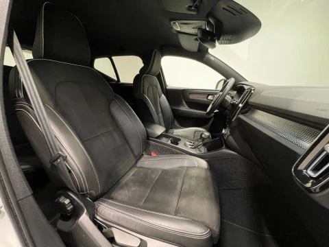 Volvo XC40 1.5 T2 R-DESING