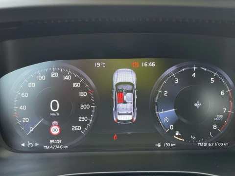 Volvo XC40 1.5 T2 R-DESING